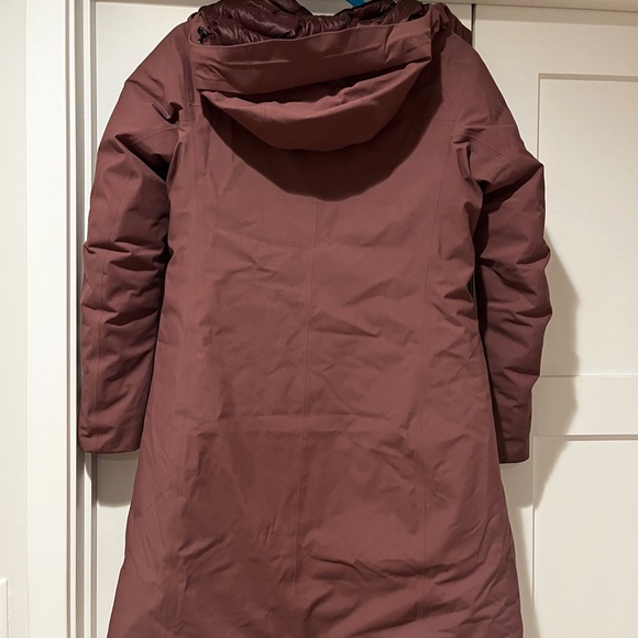 Arc'teryx Women's Centrale Parka Small Burgundy/Maroon GUC - Picture 12 of 16